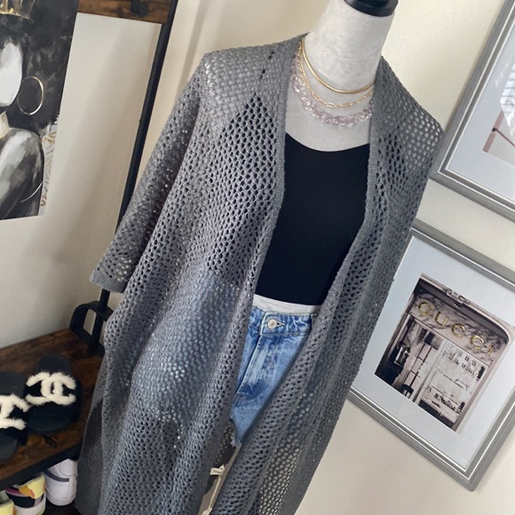 3/$50 • MUST HAVE FOR THE SEASON • KIMONO - Picture 5 of 8